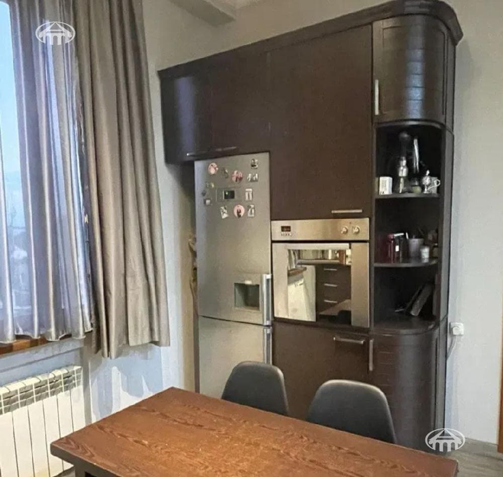 Квартира · 3 комн. · 87 м² · Кентрон