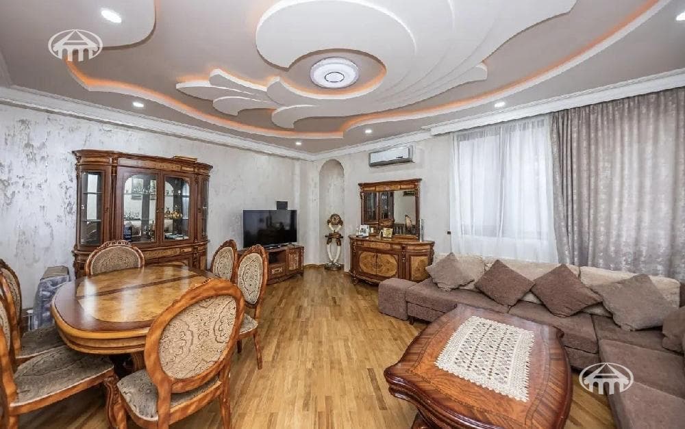 Բնակարան · 4 սեն. · 115 մ² · Կենտրոն