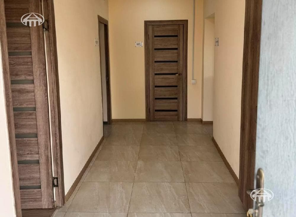 Կոմերցիոն գույք · 400 մ² · Վաղարշապատ — Լուսանկար 11 / 16