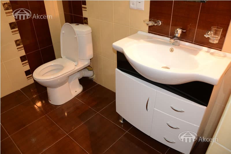 Apartment · 3 rooms · 91 m² · Kentron
