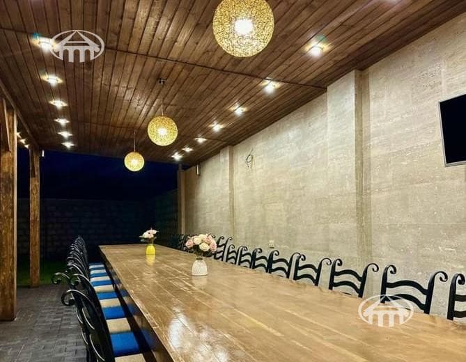 Особняк · 350 м² · Гарни