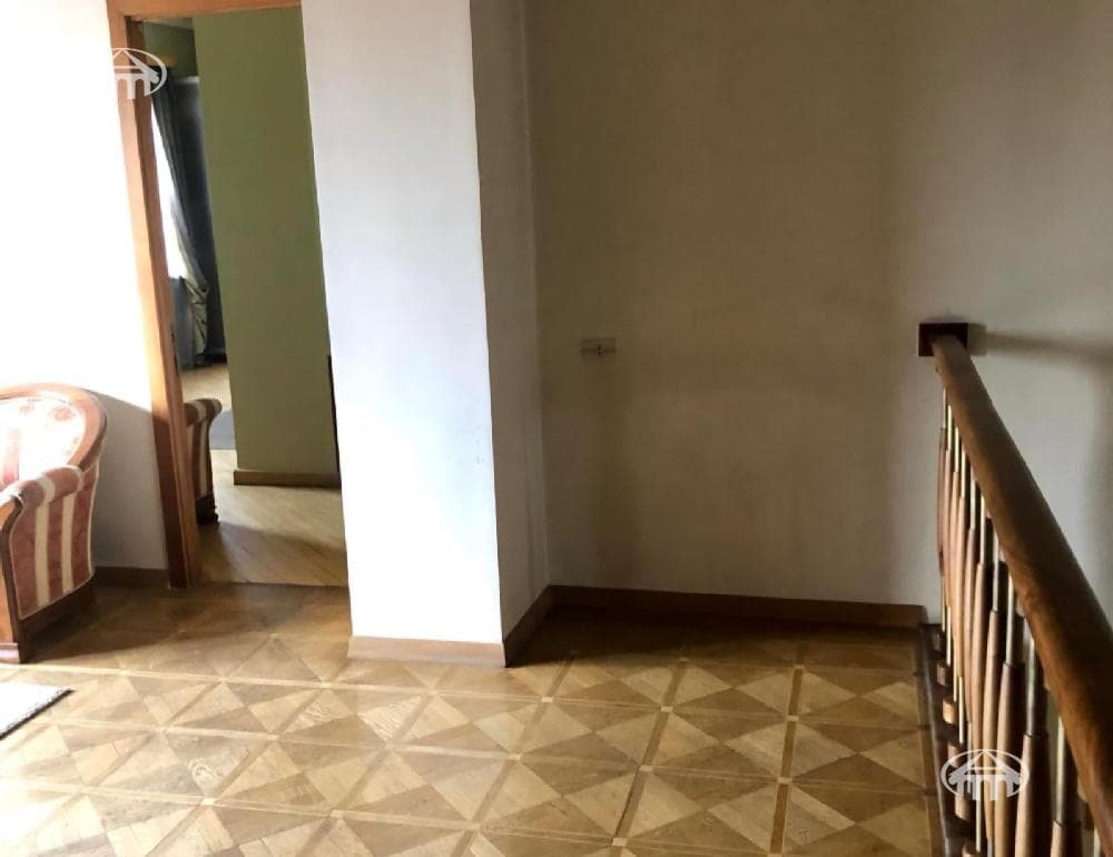 Apartment · 6 rooms · 213 m² · Kentron