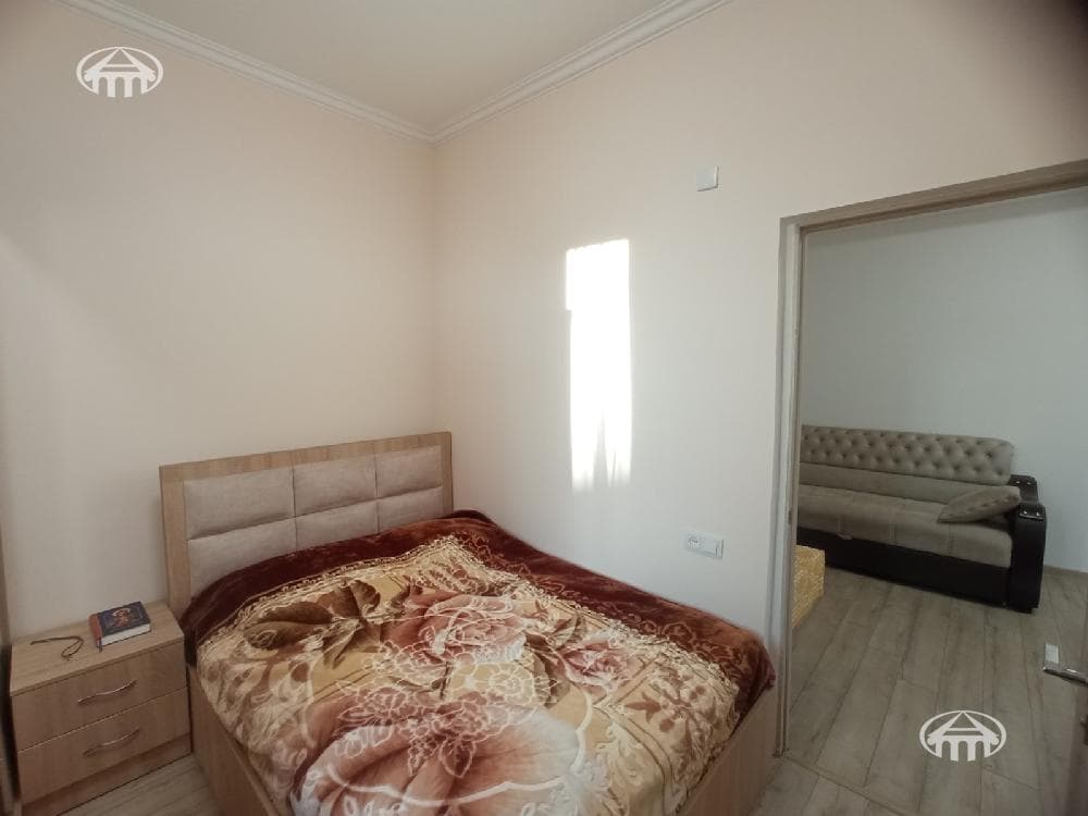 Квартира · 2 комн. · 42 м² · Зовуни