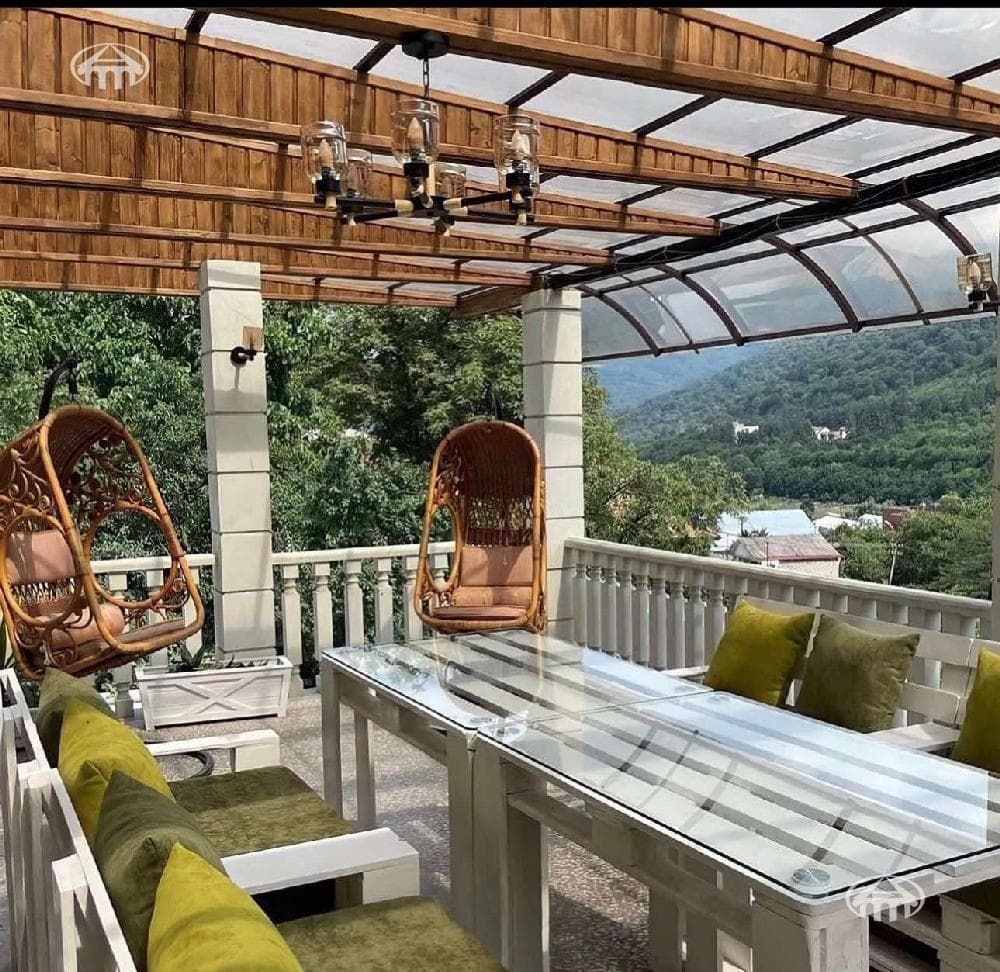 Hotel · 484 m² · Dilijan
