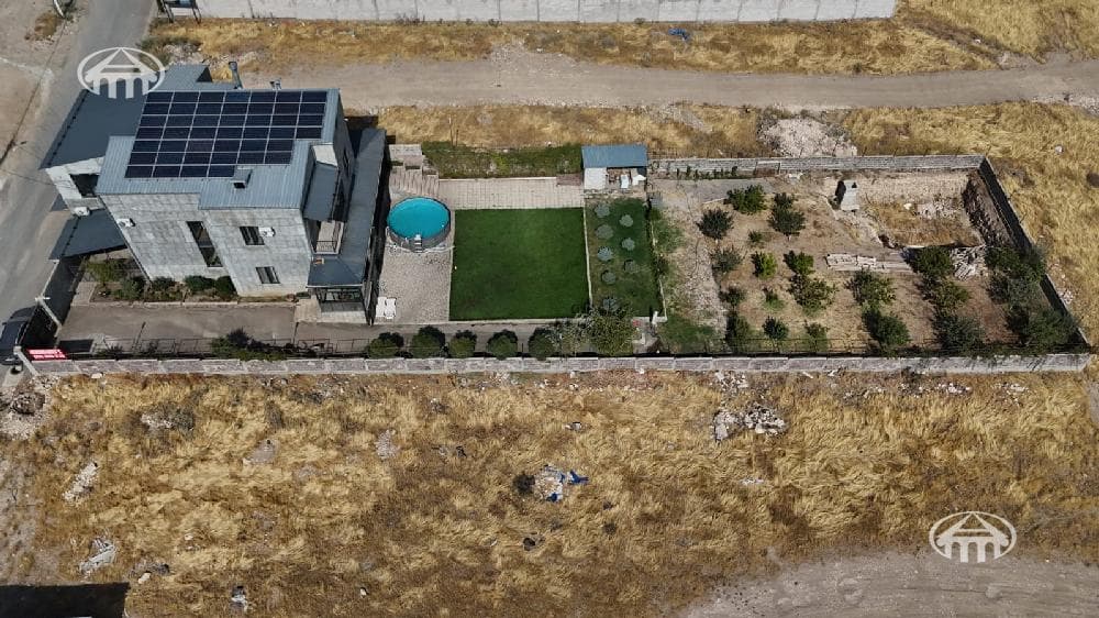 Mansion · 5 rooms · 262 m² · Jrvej