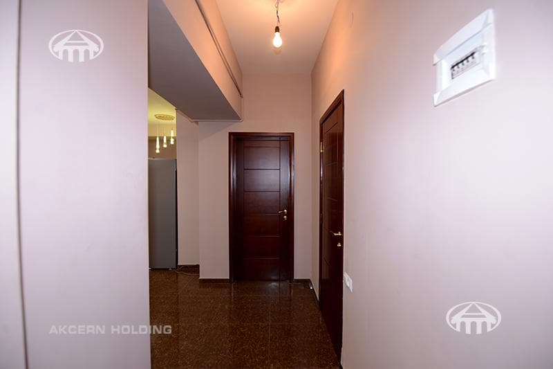 Квартира · 3 комн. · 89 м² · Арабкир