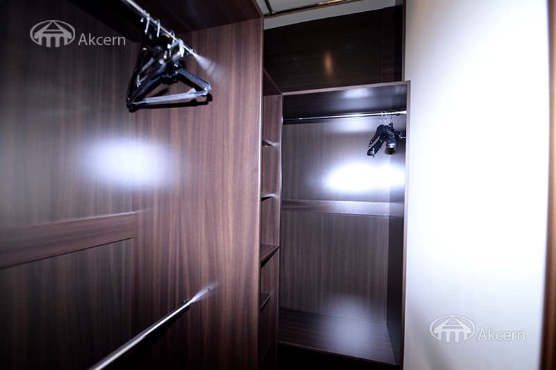 Mansion · 5 rooms · 394 m² · Vahagni