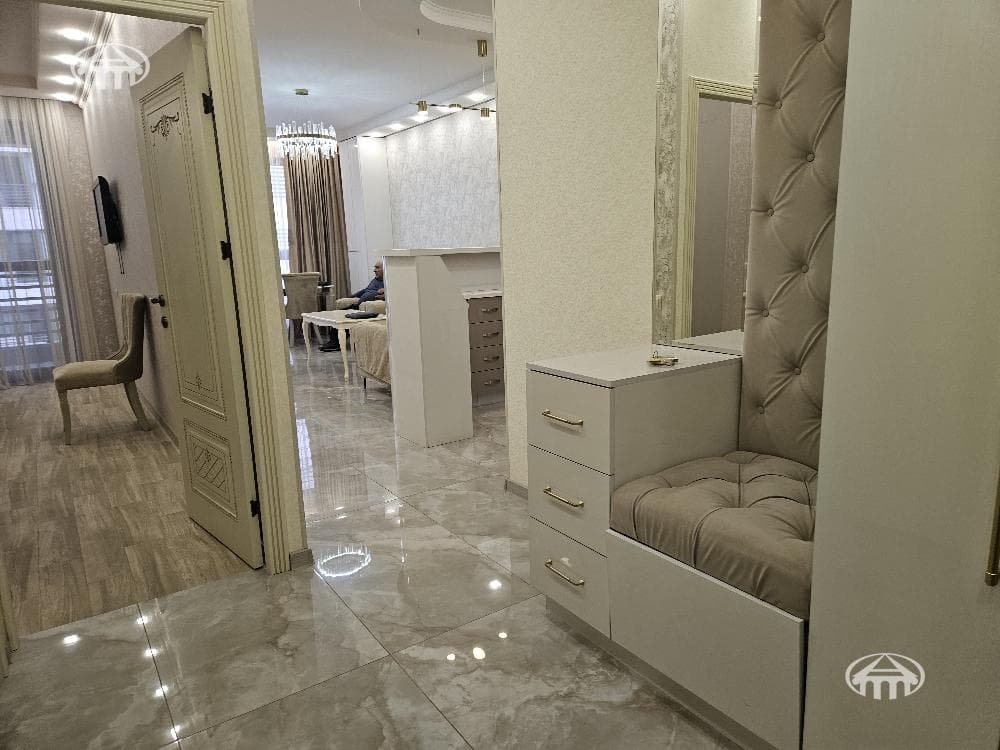 Apartment · 2 rooms · 70 m² · Erebuni