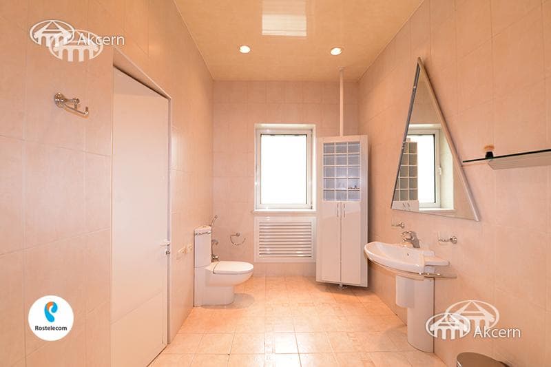 Квартира · 4 комн. · 179 м² · Арабкир