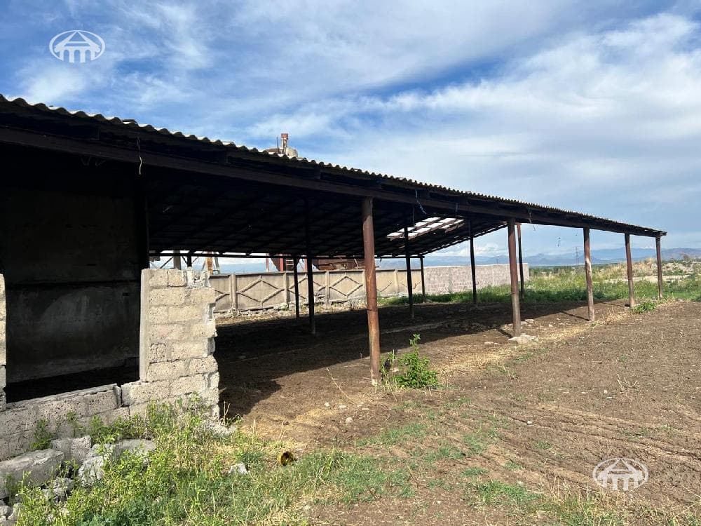 Участок · 16 400 м² · Масис