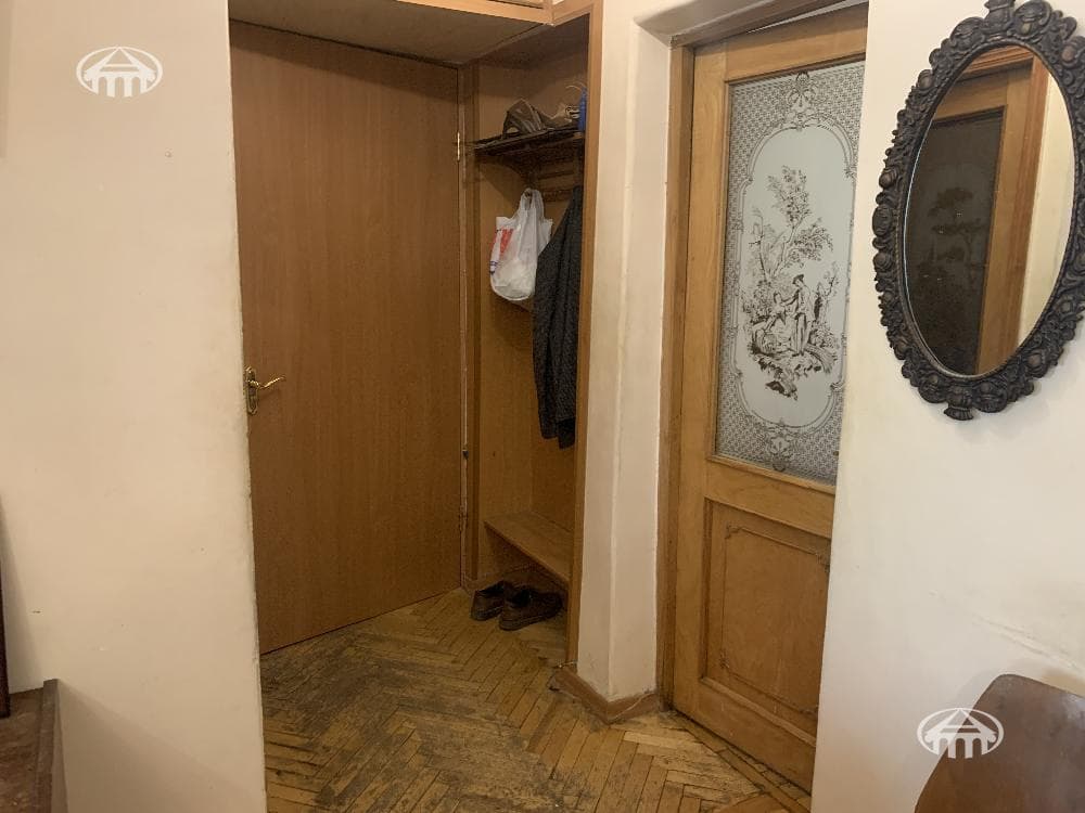 Квартира · 3 комн. · 74 м² · Кентрон