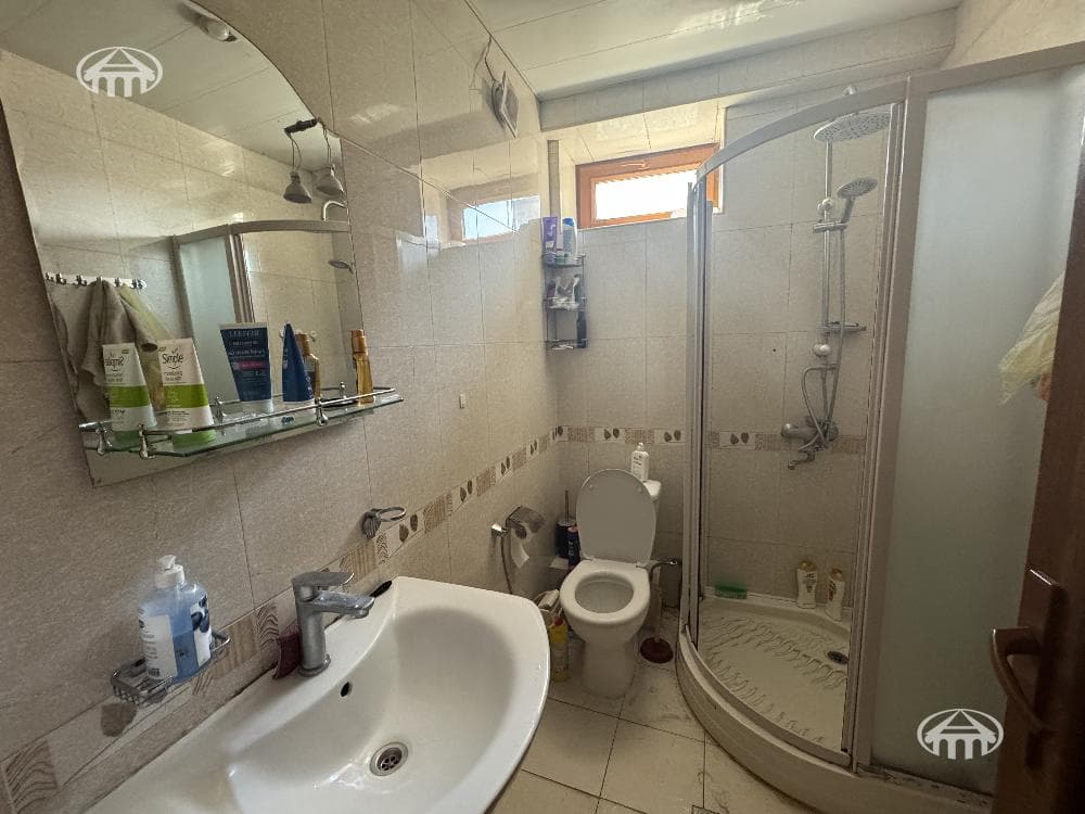 Apartment · 3 rooms · 74 m² · Arabkir — photo 8 / 8