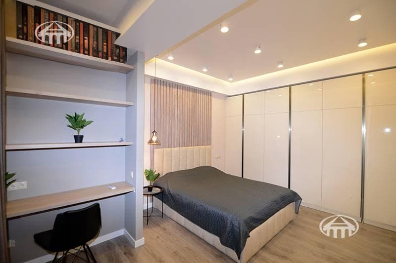 Квартира · 2 комн. · 59 м² · Кентрон