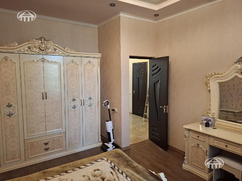 Квартира · 3 комн. · 83 м² · Шенгавит
