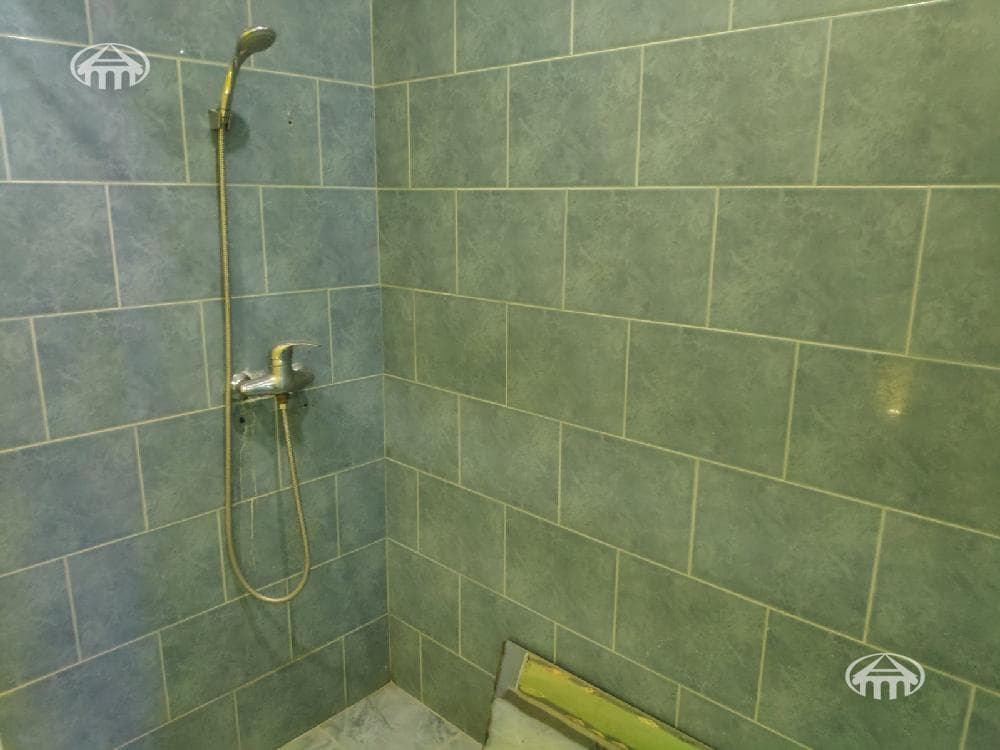 Hotel · 745 m² · Erebuni