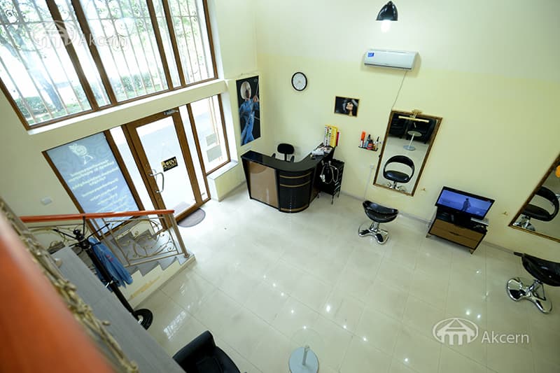 Retail · 160 m² · Nor Nork