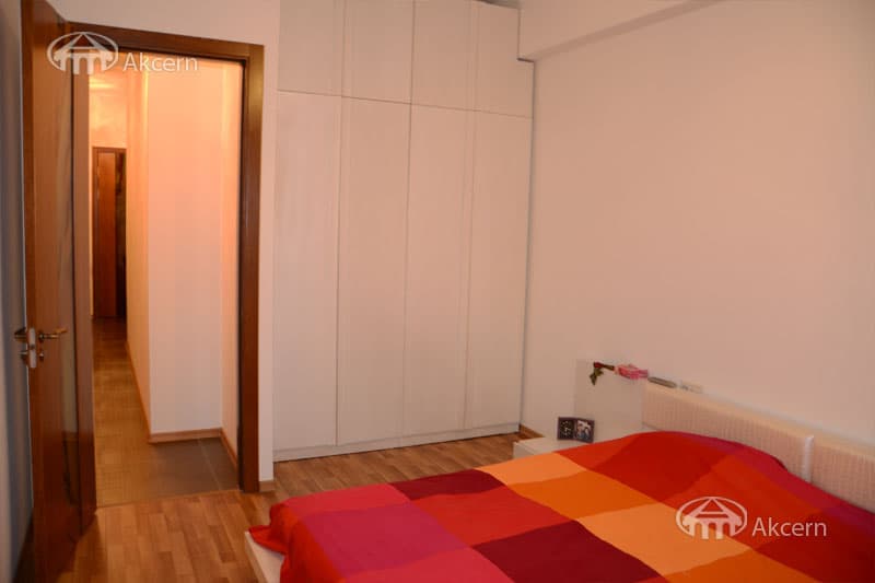 Квартира · 3 комн. · 121 м² · Арабкир