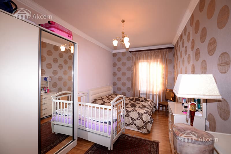 Квартира · 3 комн. · 120 м² · Кентрон