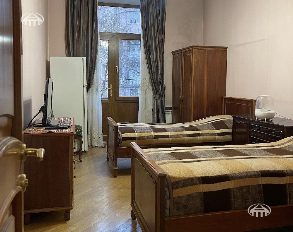 Квартира · 3 комн. · 92 м² · Арабкир