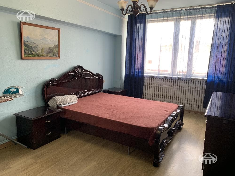 Apartment · 3 rooms · 84 m² · Kentron