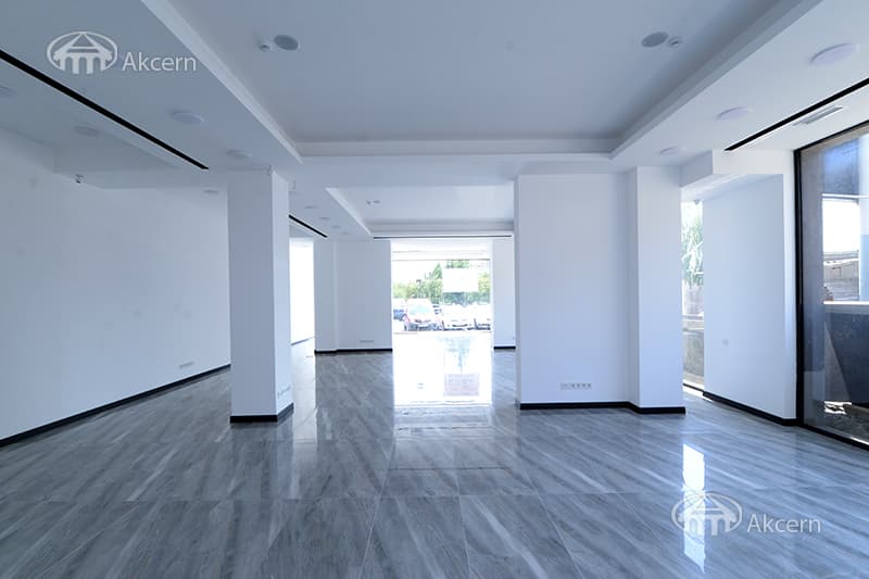 Retail · 140 m² · Davtashen