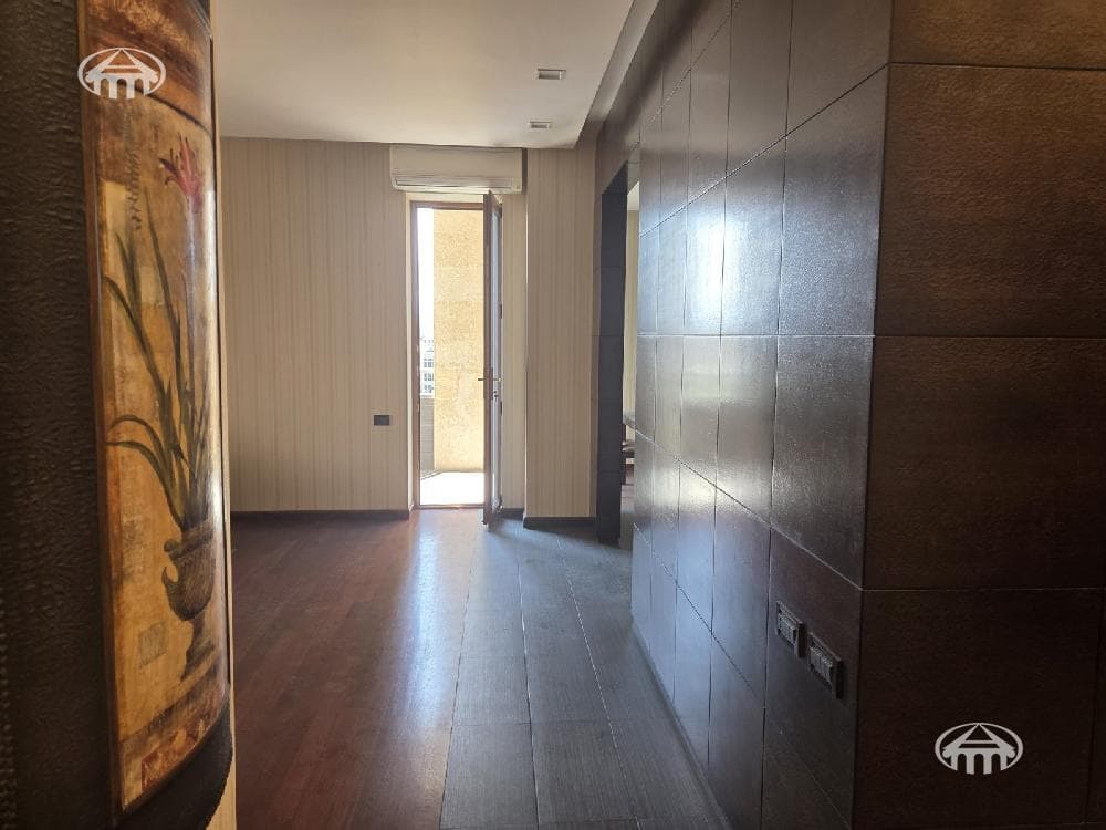 Квартира · 3 комн. · 130 м² · Кентрон