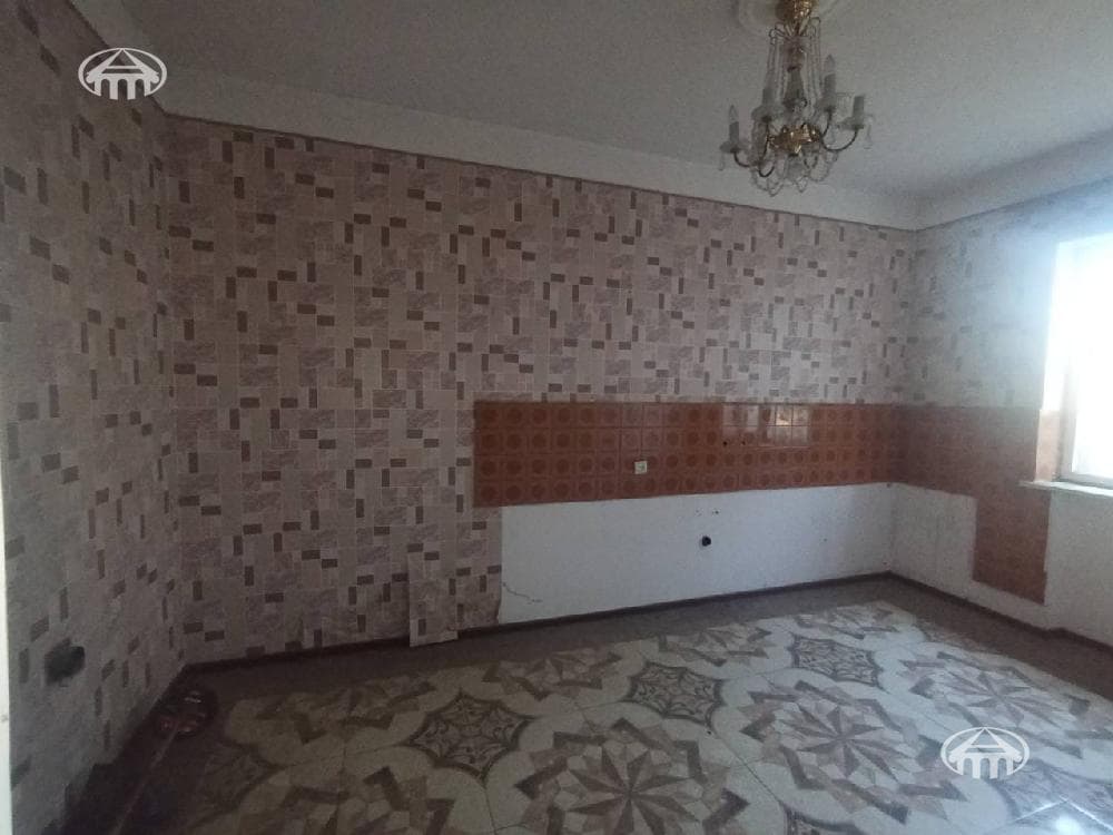 Особняк · 6 комн. · 267 м² · Аджапняк