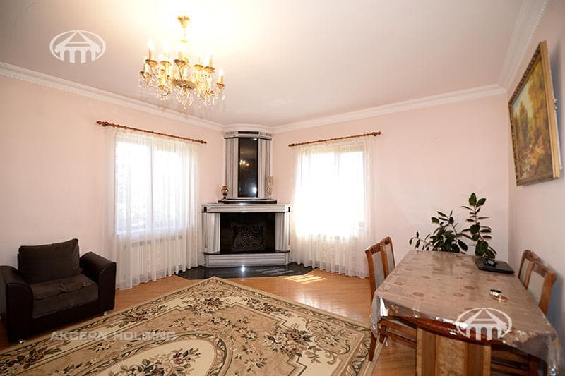 Mansion · 8 rooms · 607.5 m² · Qasax