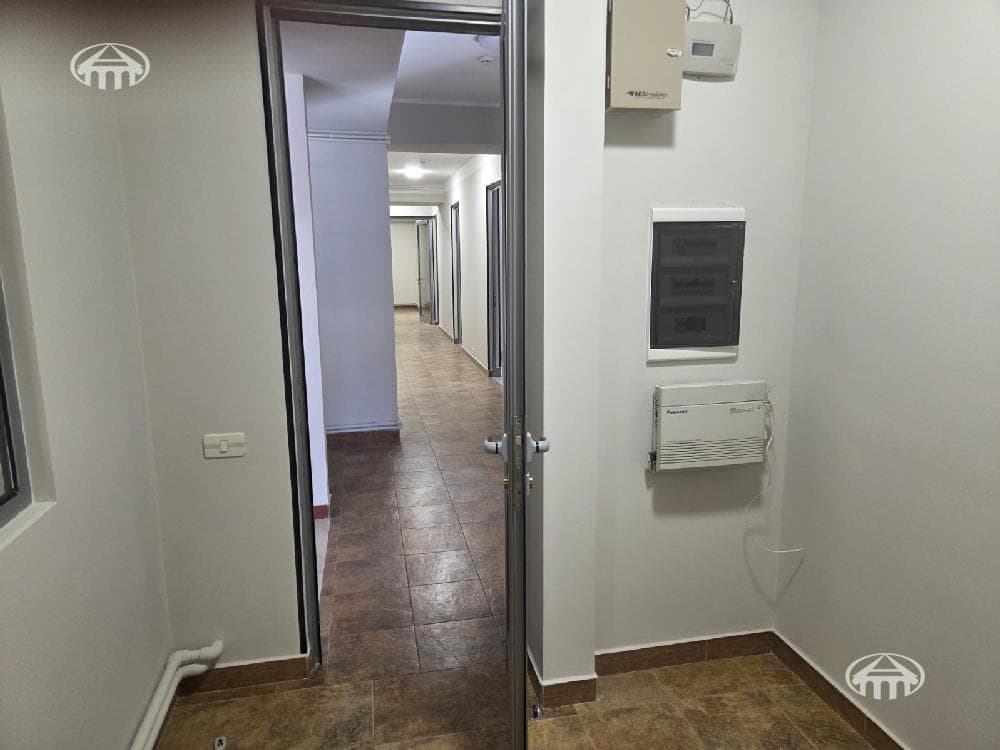Офис · 270 м² · Арабкир