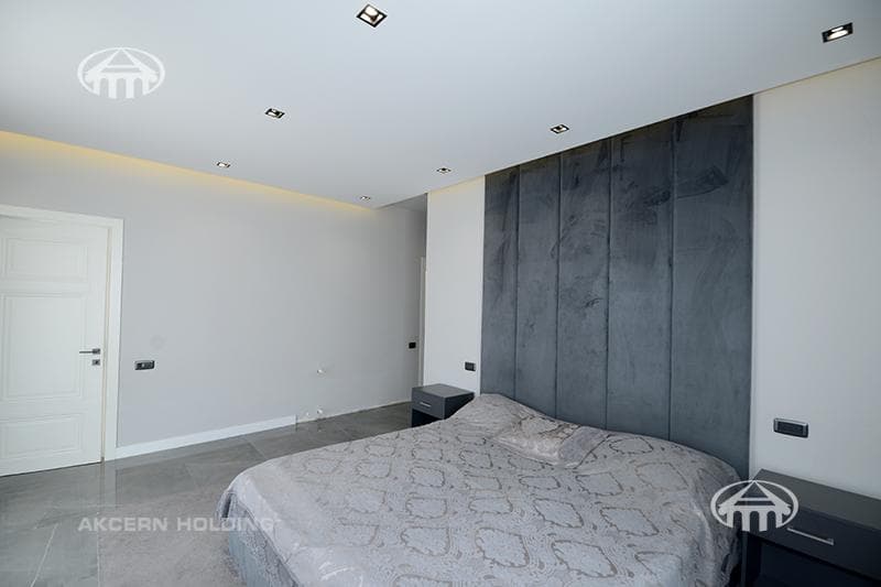 Mansion · 6 rooms · 334 m² · v. Arinj