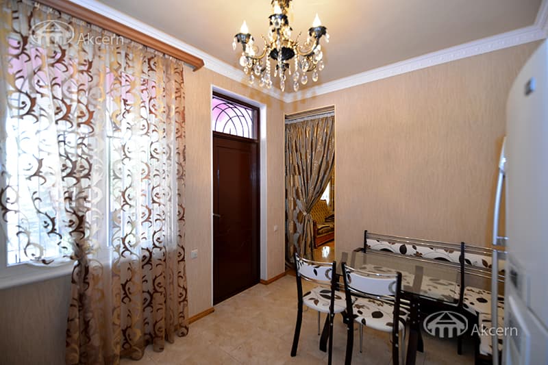 Mansion · 5 rooms · 280 m² · Parakar