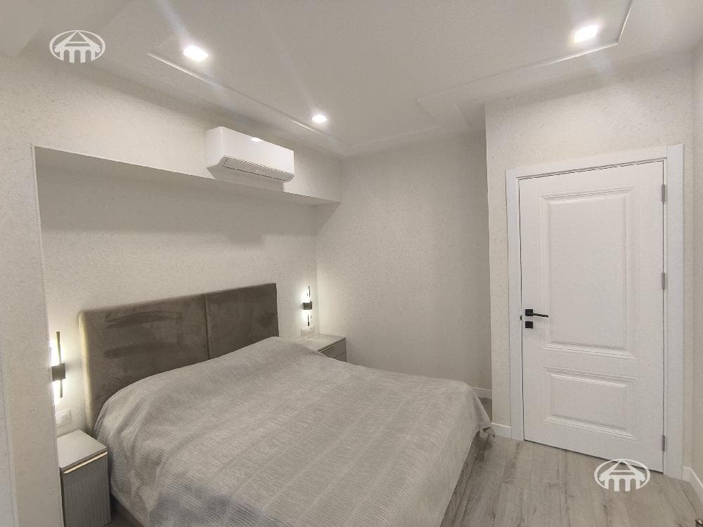 Квартира · 3 комн. · 91 м² · Кентрон