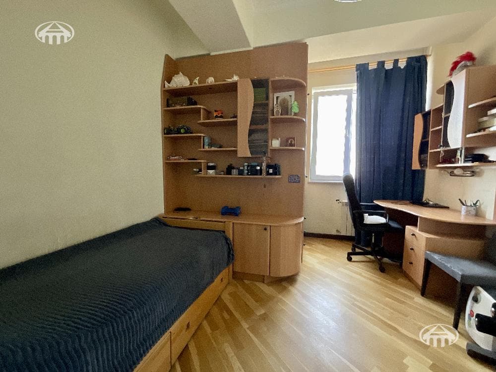 Apartment · 4 rooms · 120 m² · Kanaker-Zeytun
