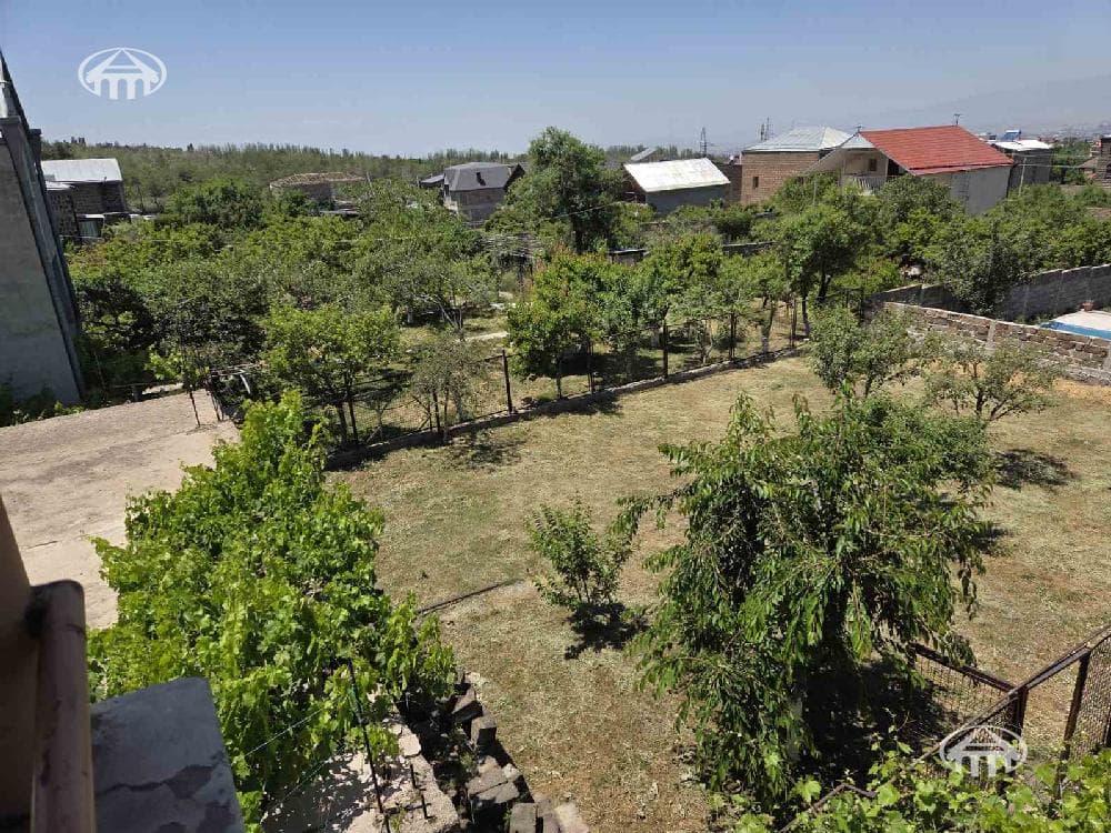 Mansion · 5 rooms · 296 m² · Djrvej