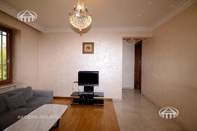 Առանձնատուն · 6 սեն. · 360 մ² · Էրեբունի