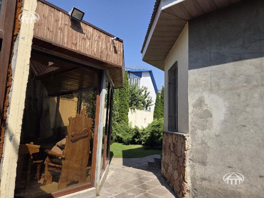 Office · 594 m² · Ajapnyak