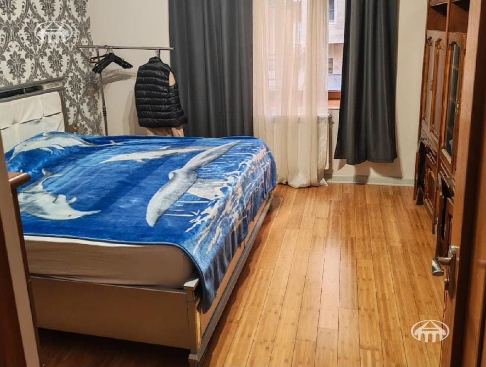 Apartment · 3 rooms · 129 m² · Kentron — photo 7 / 12