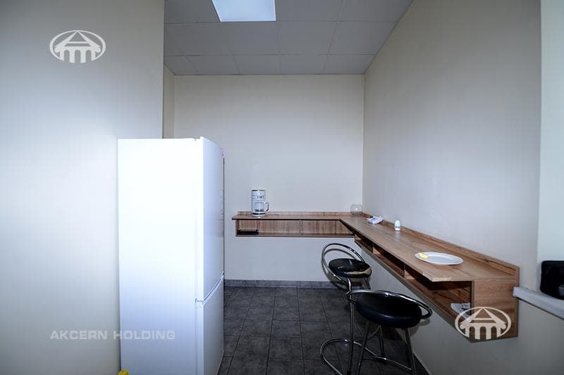 Office · 660 m² · Kentron