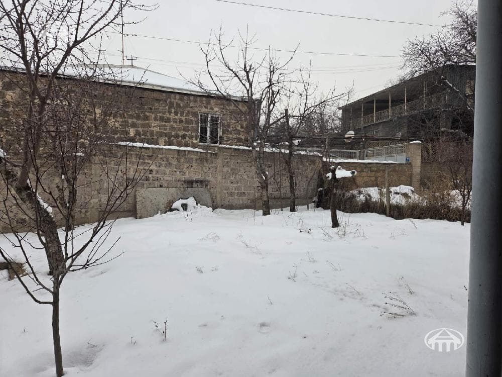 Առանձնատուն · 6 սեն. · 220 մ² · Առինջ