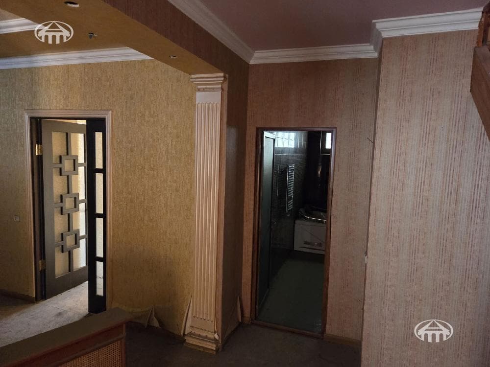 Особняк · 6 комн. · 412 м² · Норк-Мараш
