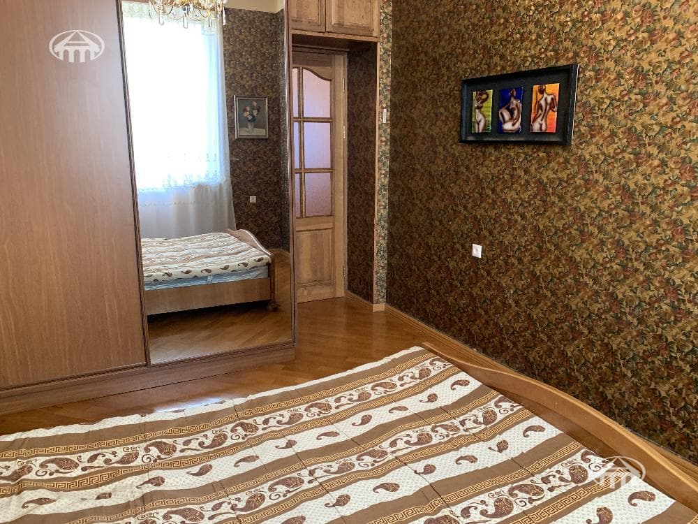 Квартира · 3 комн. · 80 м² · Кентрон