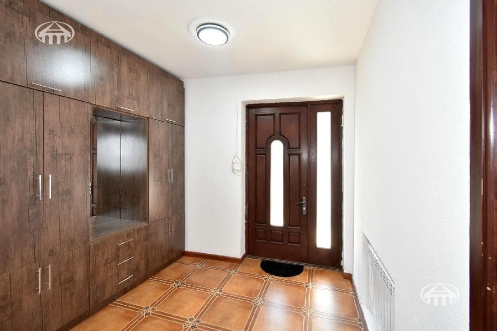 Дом · 5 комн. · 489 м² · Арабкир