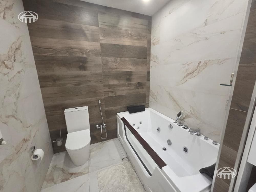 Apartment · 4 rooms · 157 m² · Arabkir