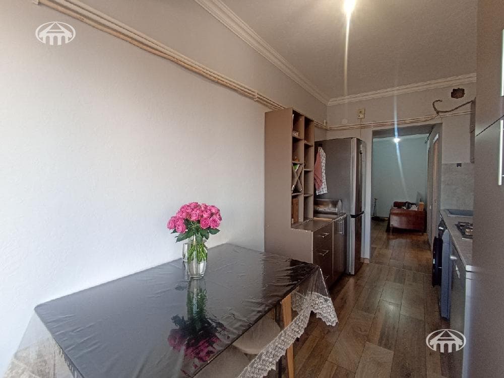 Квартира · 3 комн. · 80 м² · Шенгавит