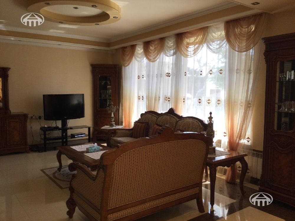 Особняк · 6 комн. · 206 м² · Балаовит