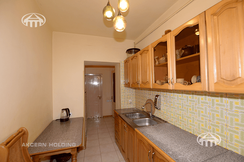 House · 3 rooms · 131 m² · Arabkir