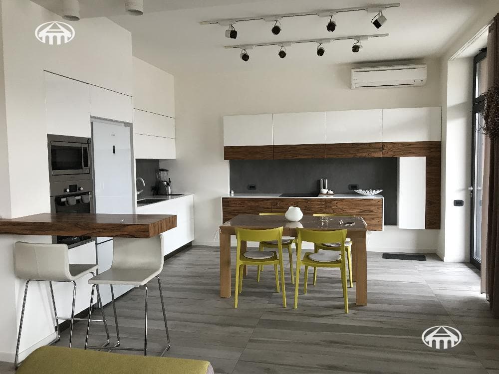 Mansion · 6 rooms · 355 m² · Davtashen