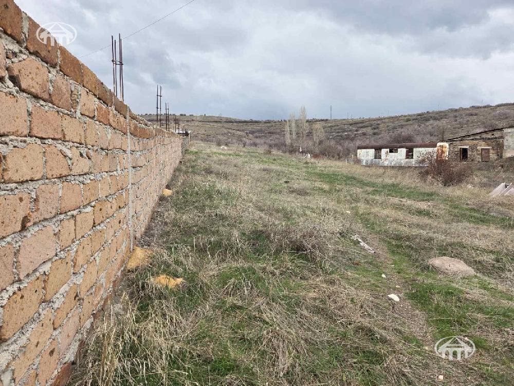 Участок · 1 428 м² · Джрвеж