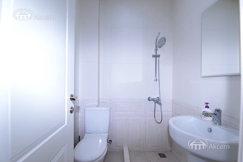 Квартира · 3 комн. · 111 м² · Кентрон