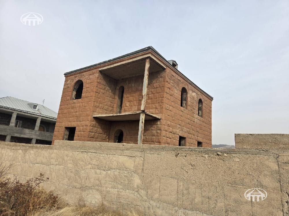 Mansion · 212 m² · Nurnus